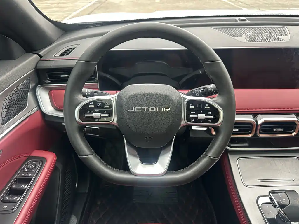 Jetour X70 PLUS 2025 — фото 13