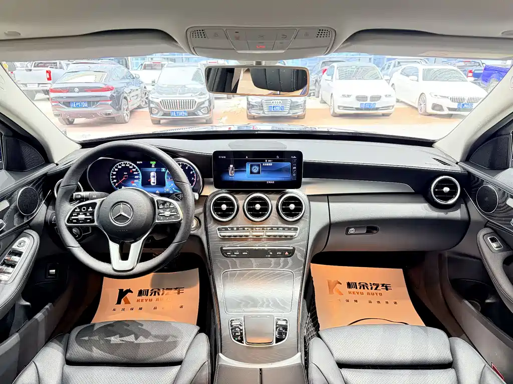 Mercedes-Benz C-Class 2019 — фото 11
