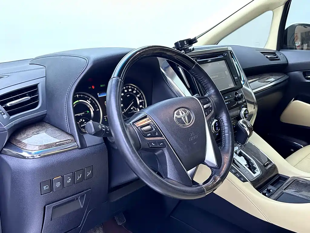 Toyota Vellfire 2020 — фото 4