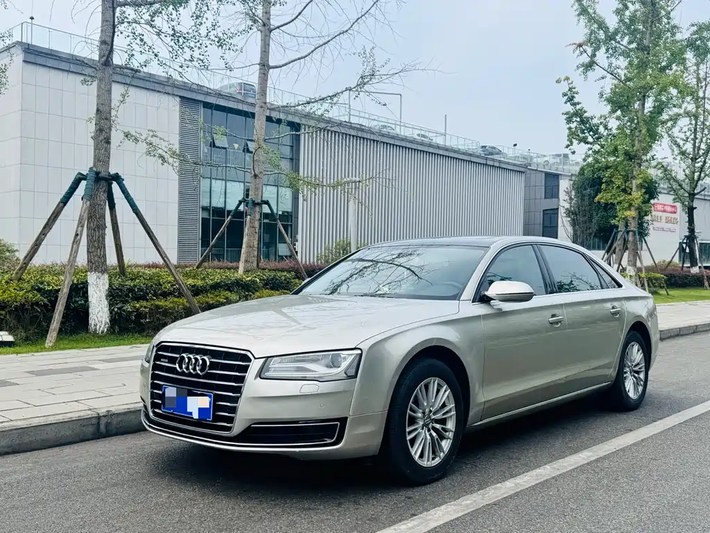 Audi A8 2014