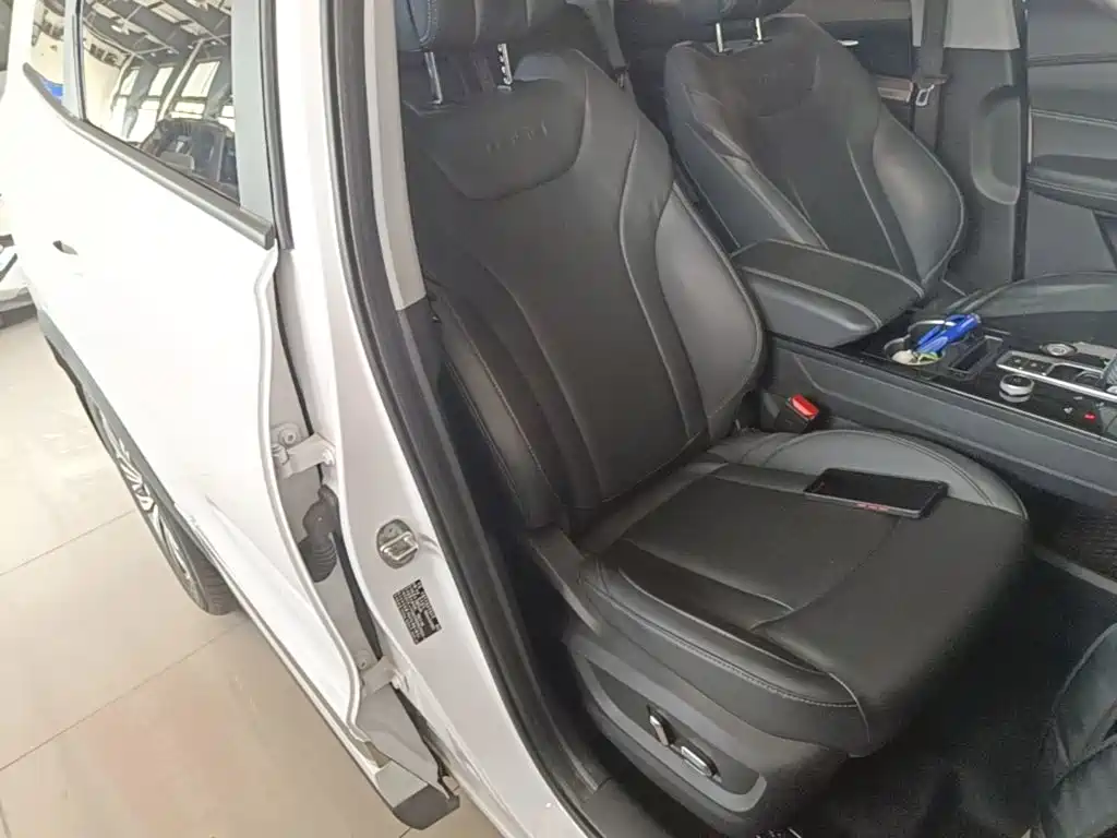 Chery Tiggo 8 2021 — фото 25
