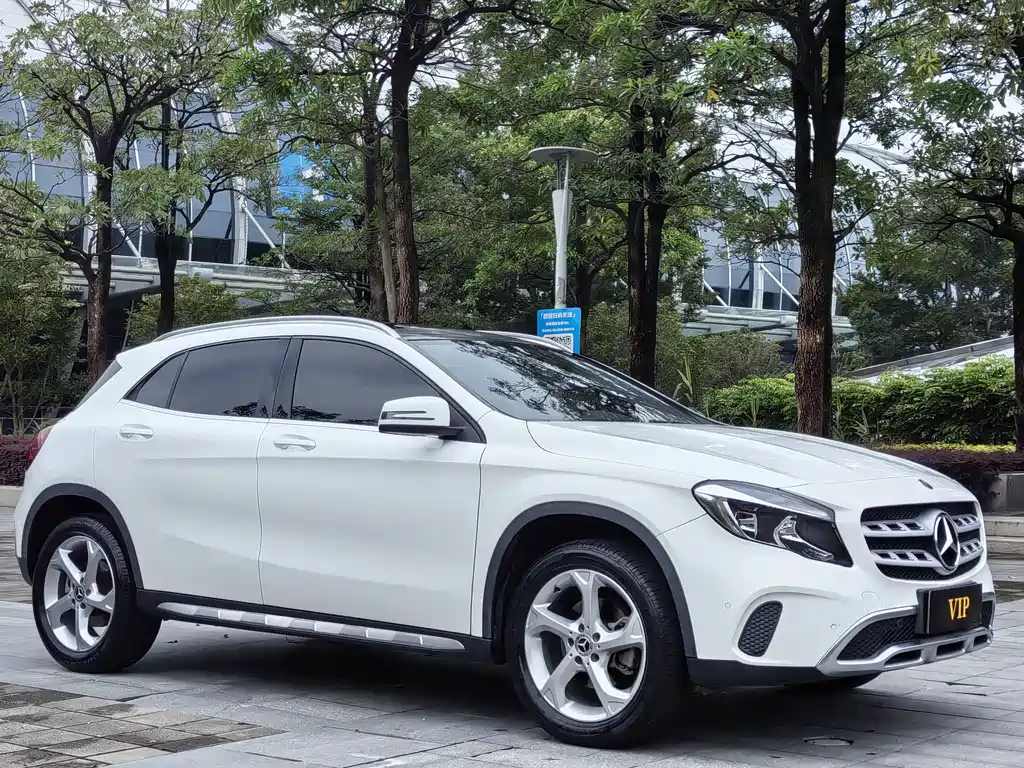Mercedes-Benz GLA 2018 — фото 3