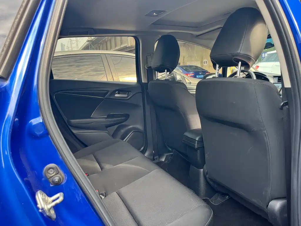 Honda Fit 2018 — фото 6