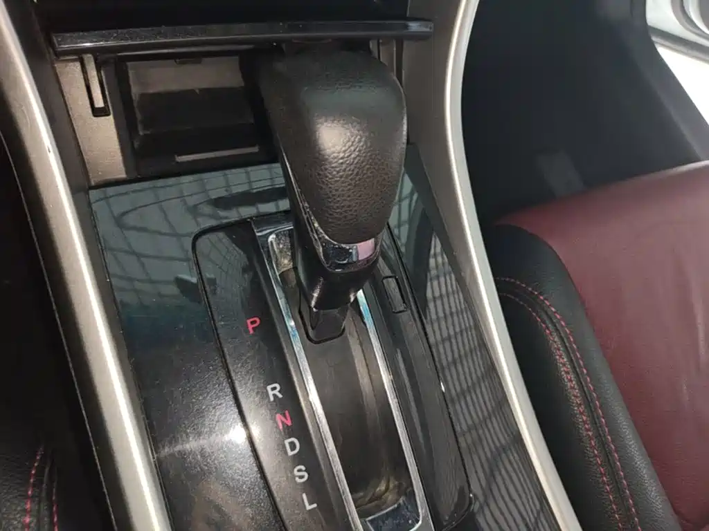 Honda Accord 2017 — фото 14