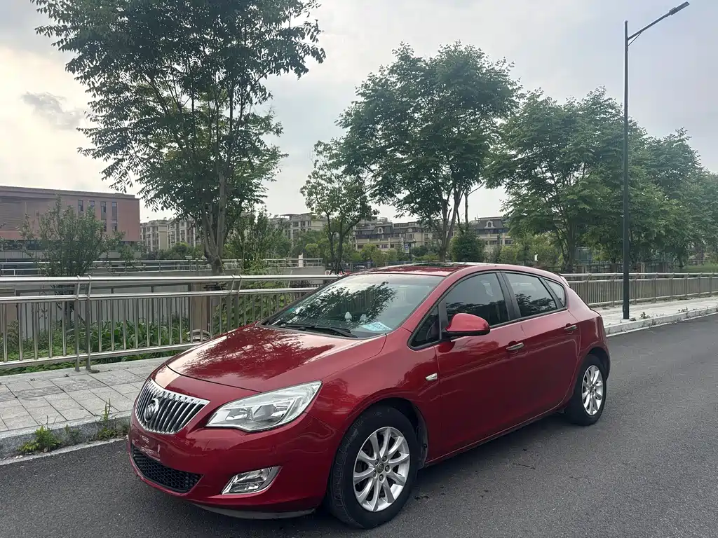 Buick Excelle 2014