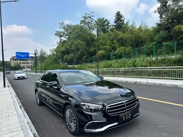 Mercedes-Benz E-Class 2023