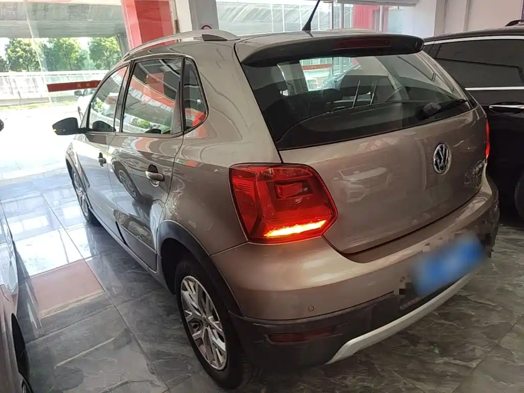 Volkswagen Polo 2015