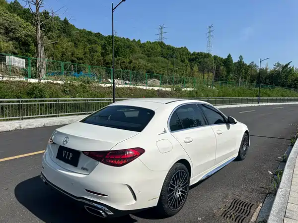 Mercedes-Benz C-Class 2023