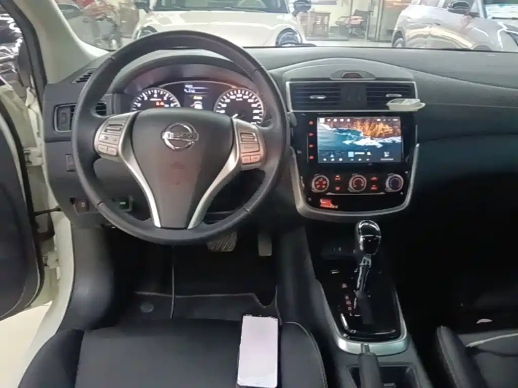 Nissan Tiida 2021 — фото 10