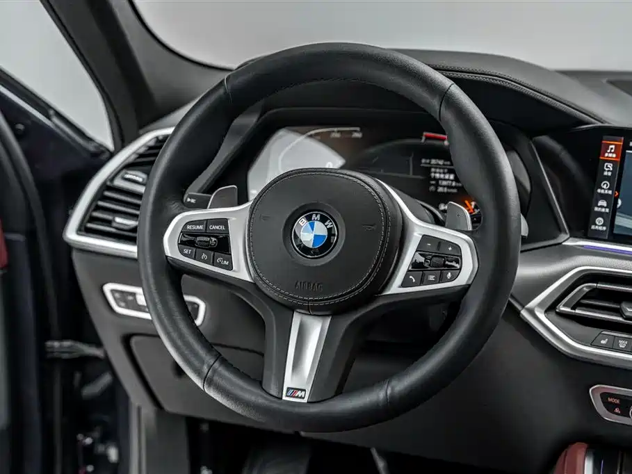 BMW X6 2021 — фото 30