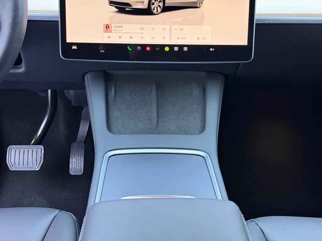 Tesla Model Y 2022 — фото 10