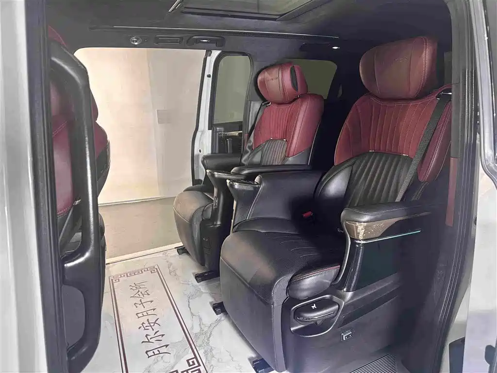 GAC Motor Trumpchi M8 2023 — фото 17