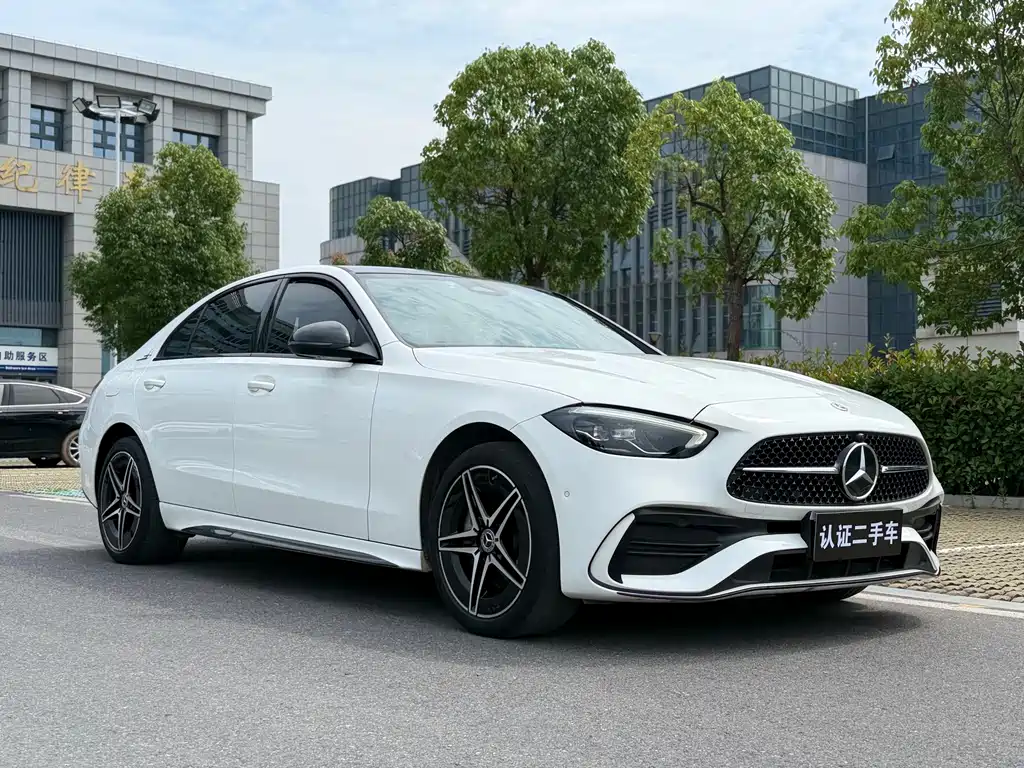 Mercedes-Benz C-Class 2023