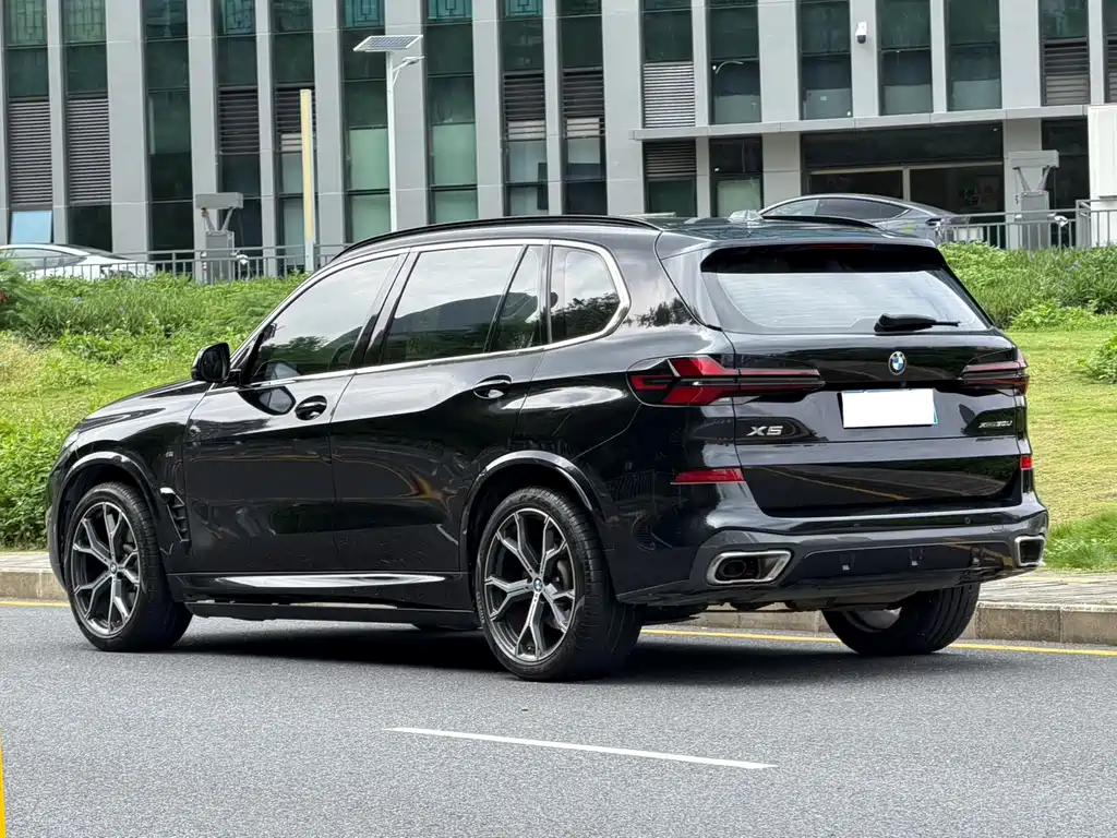 BMW X5 2023 — фото 3