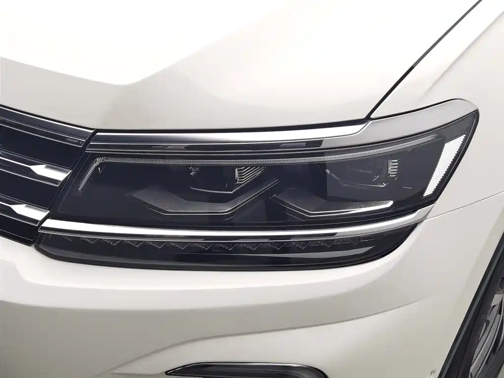Volkswagen Tiguan L PHEV 2019