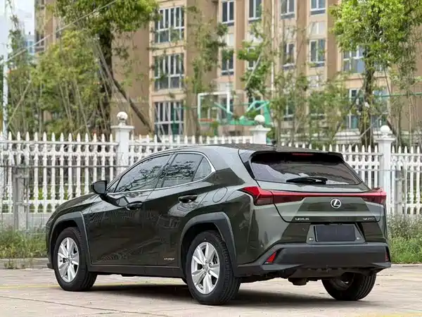 Lexus UX 2020