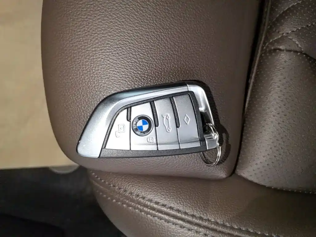 BMW i3 2023 — фото 9