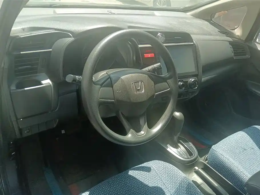 Honda Fit 2016 — фото 15