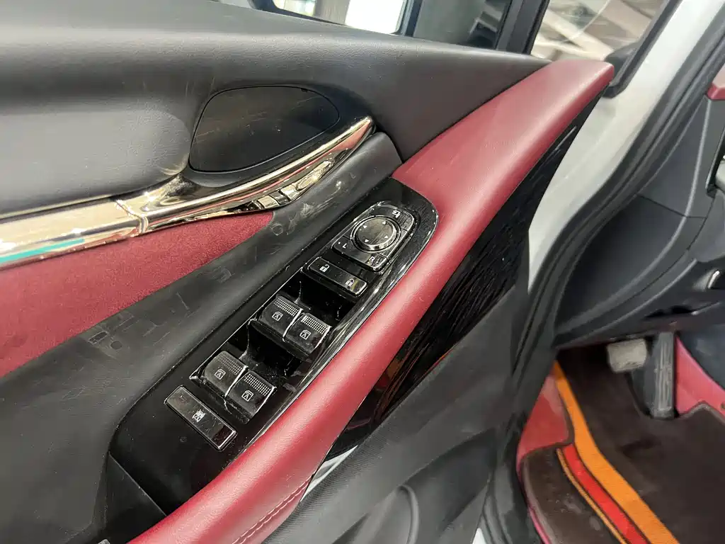 GAC Motor Trumpchi M8 2023 — фото 13