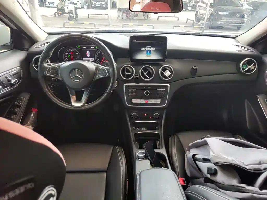 Mercedes-Benz GLA 2018 — фото 10