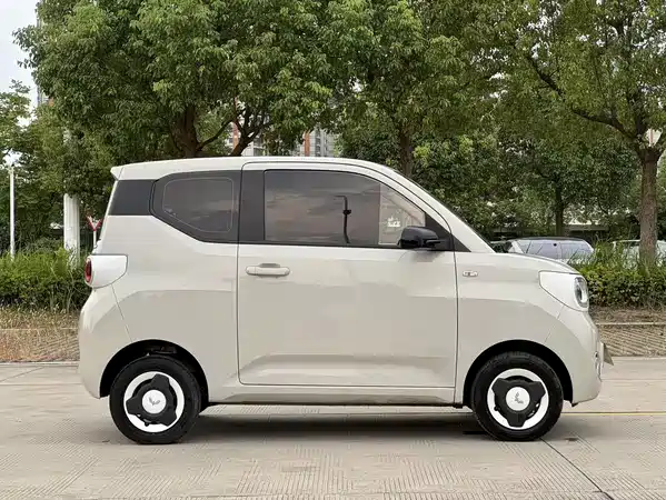 Wuling Hongguang MINIEV 2025