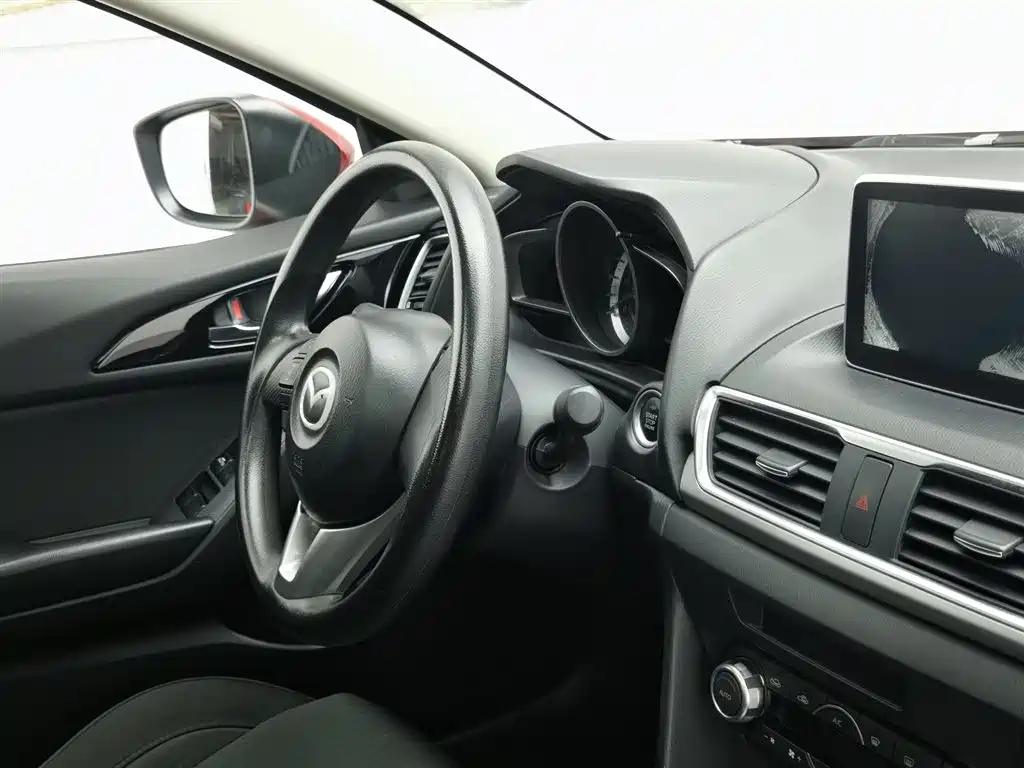 Mazda 3 Axela 2016 — фото 22