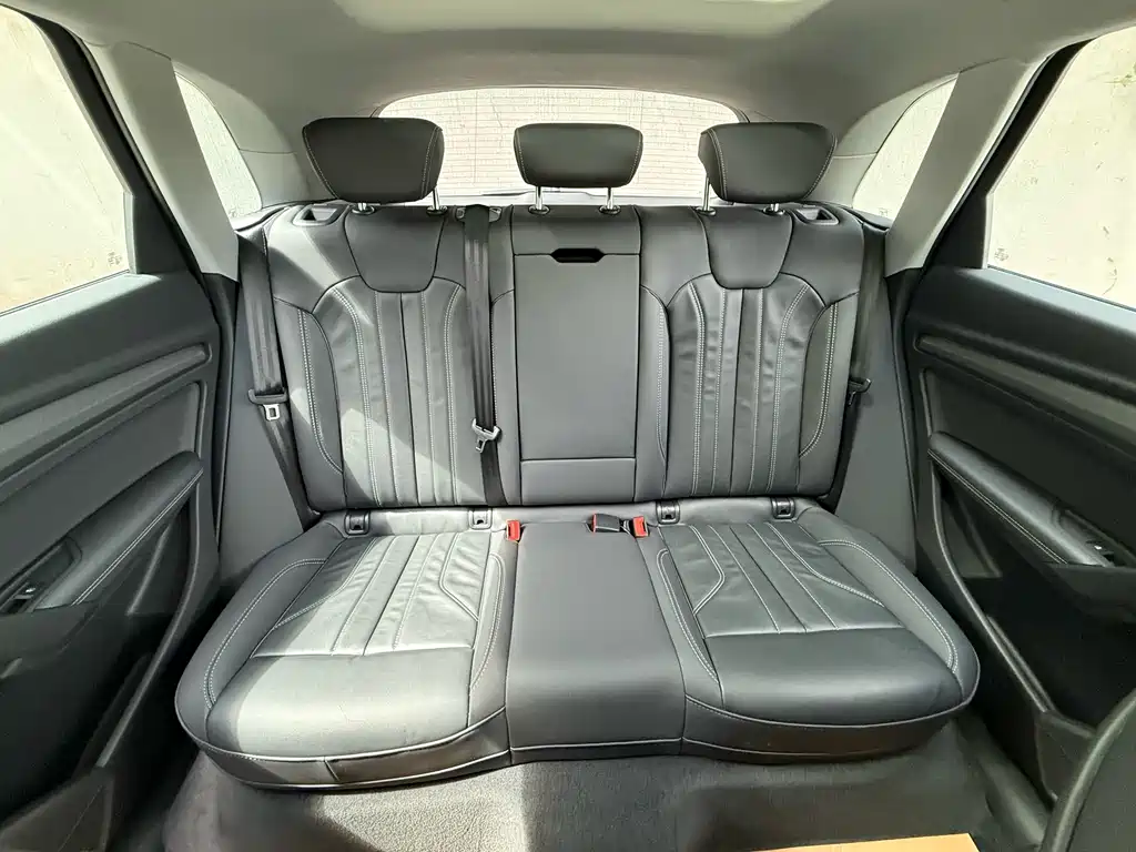 Audi Q5L 2022 — фото 24