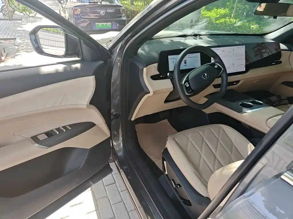 Changan CS75 PLUS 2024 — фото 10