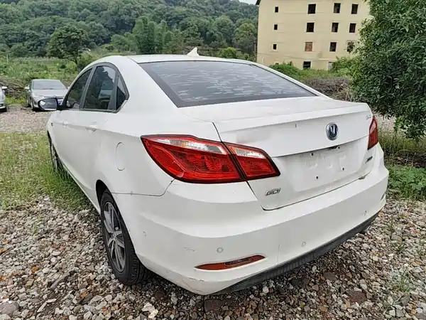 Changan Eado 2016