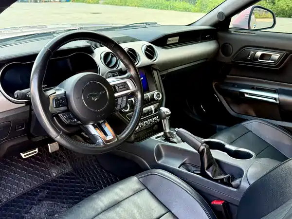 Ford Mustang 2022