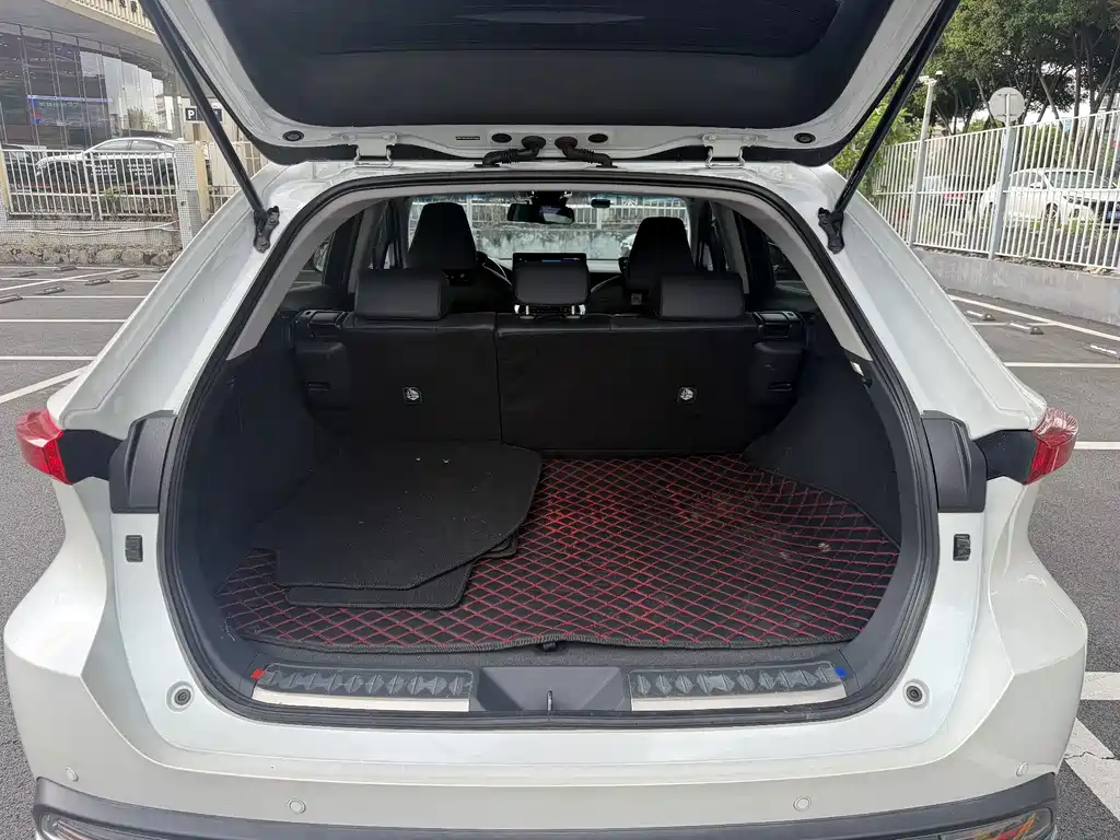 Toyota Harrier 2023 — фото 17