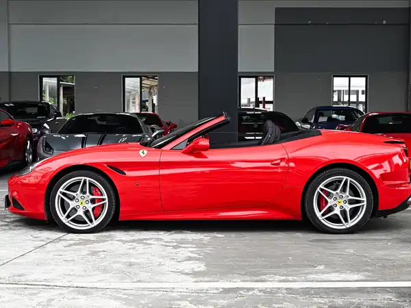 Ferrari California T 2016