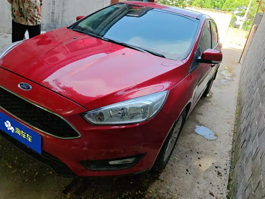 Ford Focus 2016 — фото 1