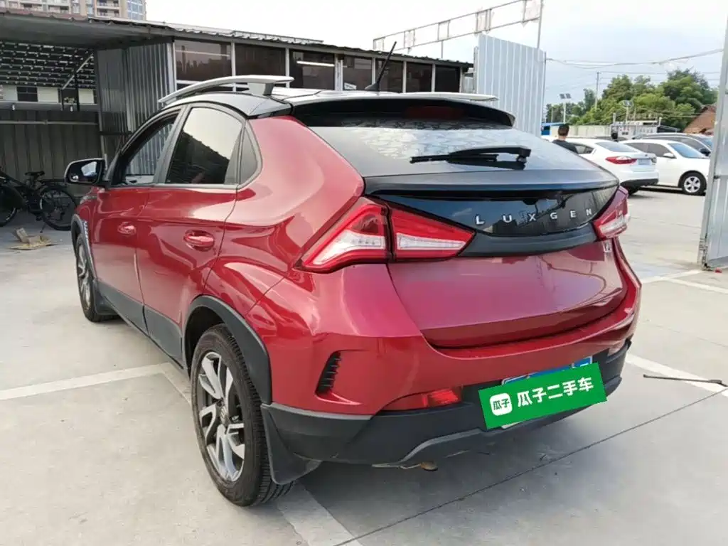 Luxgen U5 SUV 2018 — фото 5