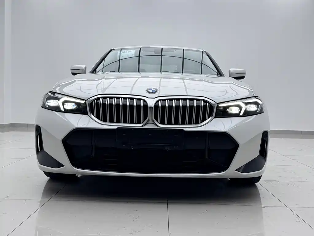 BMW 3 Series 2023