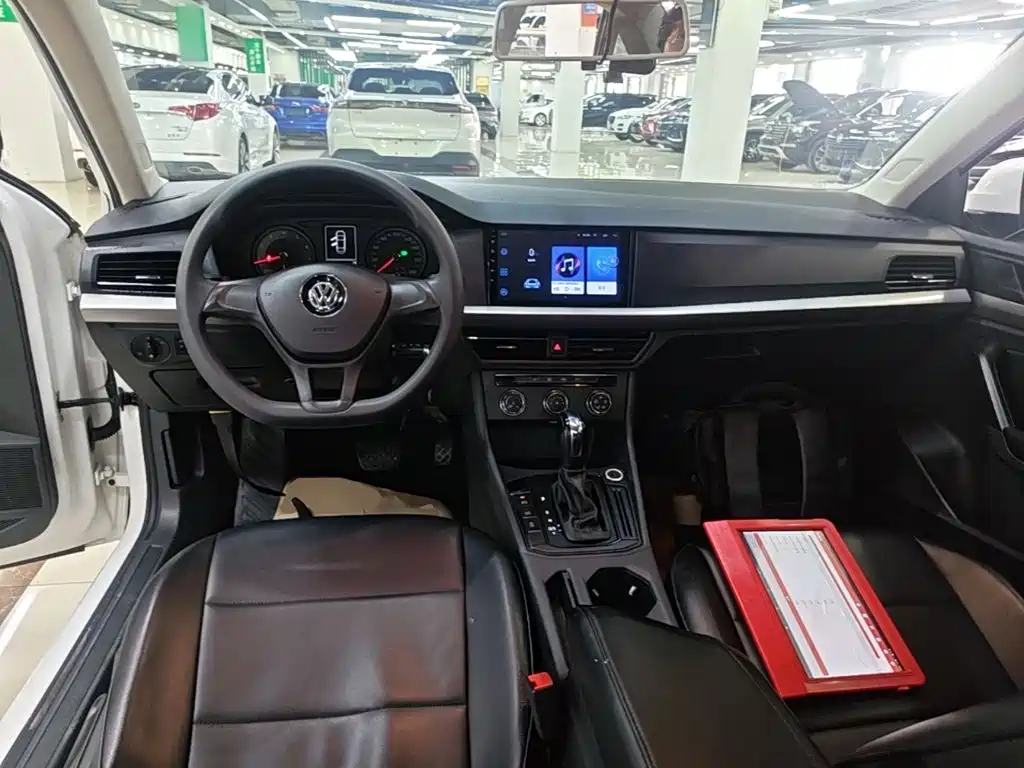 Volkswagen Lavida 2019 — фото 10