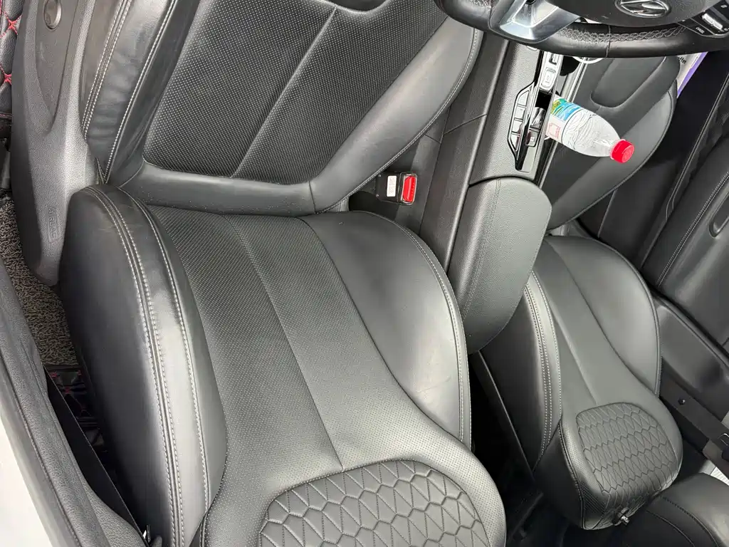 Hyundai Santa Fe 2019 — фото 8