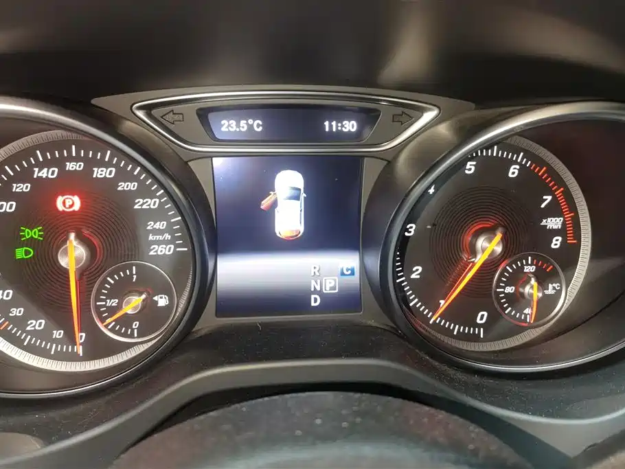 Mercedes-Benz GLA 2019 — фото 14
