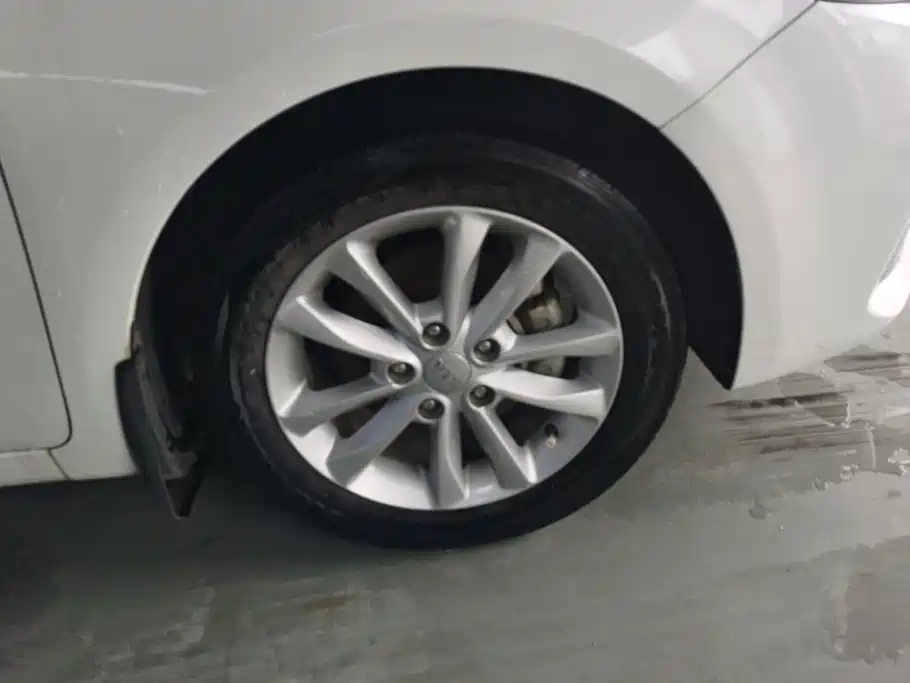 Kia K3 2017