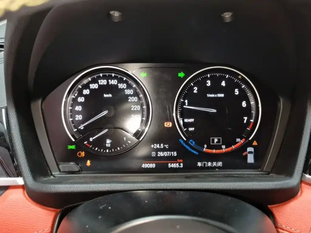 BMW X2 2023 — фото 12