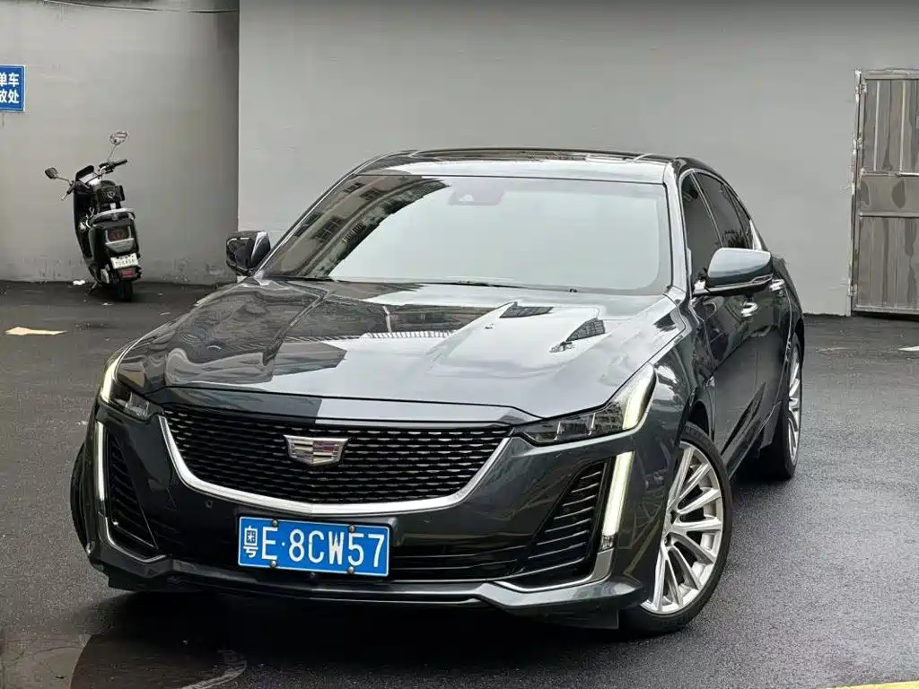 Cadillac CT5 2021 — фото 1