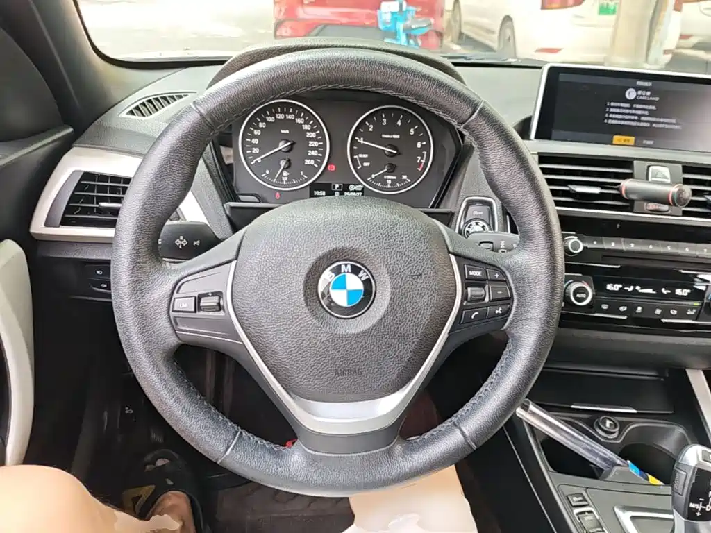 BMW 2 Series 2017 — фото 11