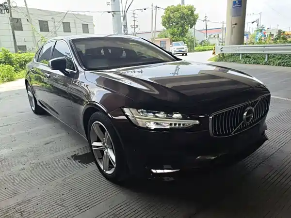 Volvo S90 2017