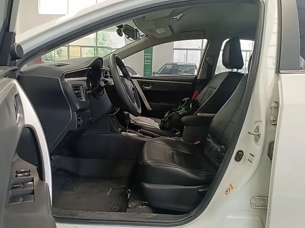 Toyota Corolla 2016 — фото 16