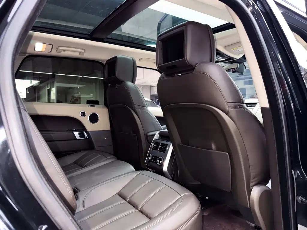 Land Rover Range Rover Sport 2018 — фото 26