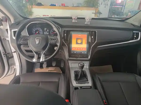 Roewe RX5 2019