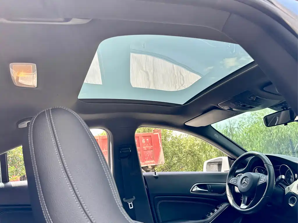 Mercedes-Benz CLA 2018 — фото 16