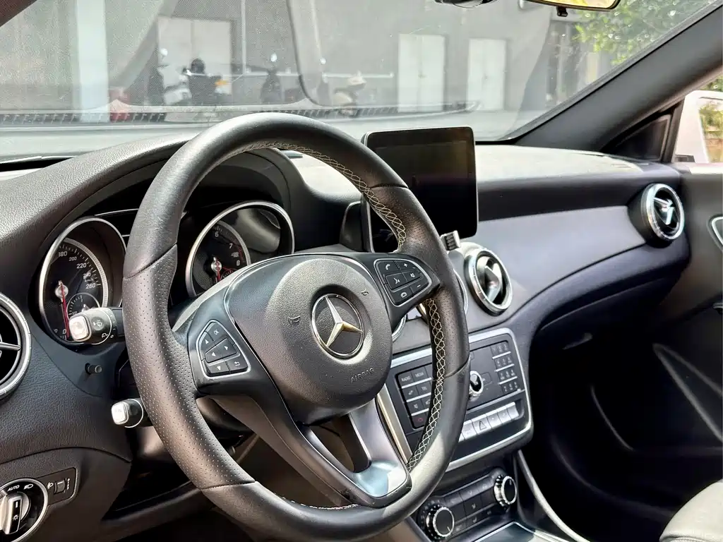 Mercedes-Benz CLA 2018 — фото 9
