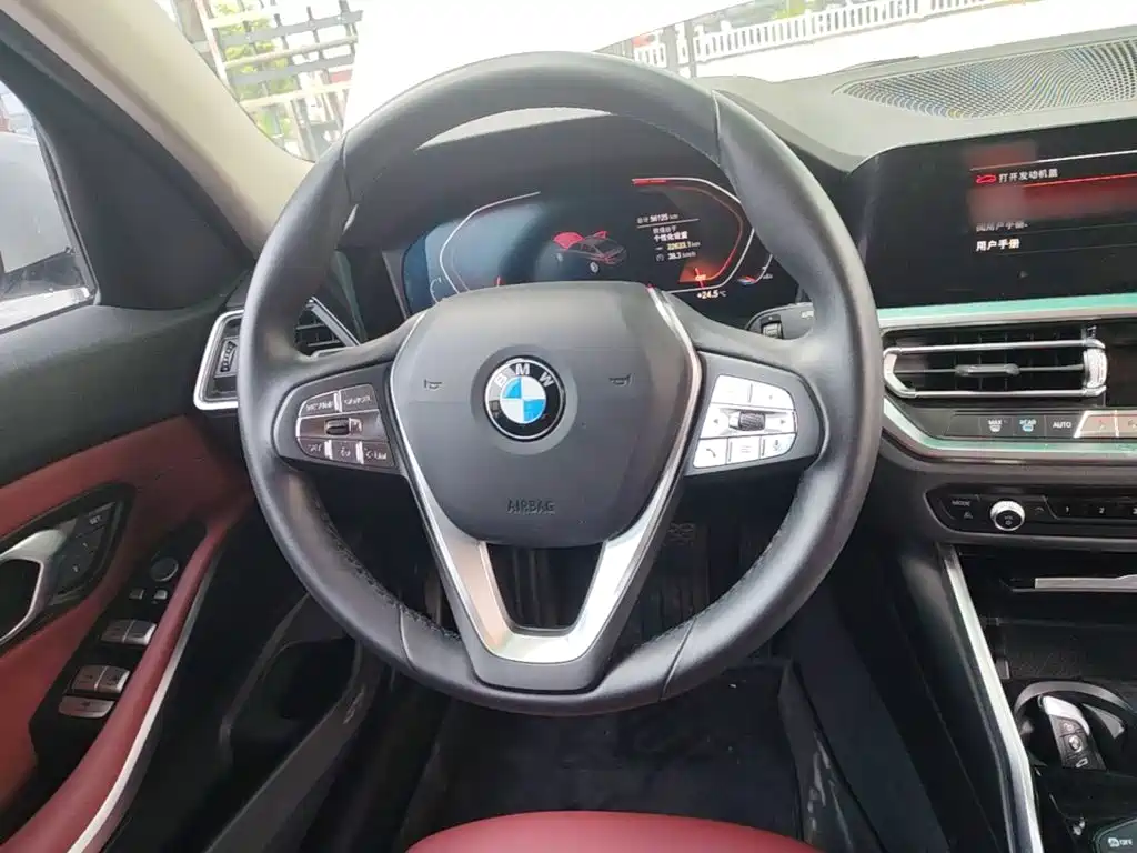 BMW 3 Series 2021 — фото 11
