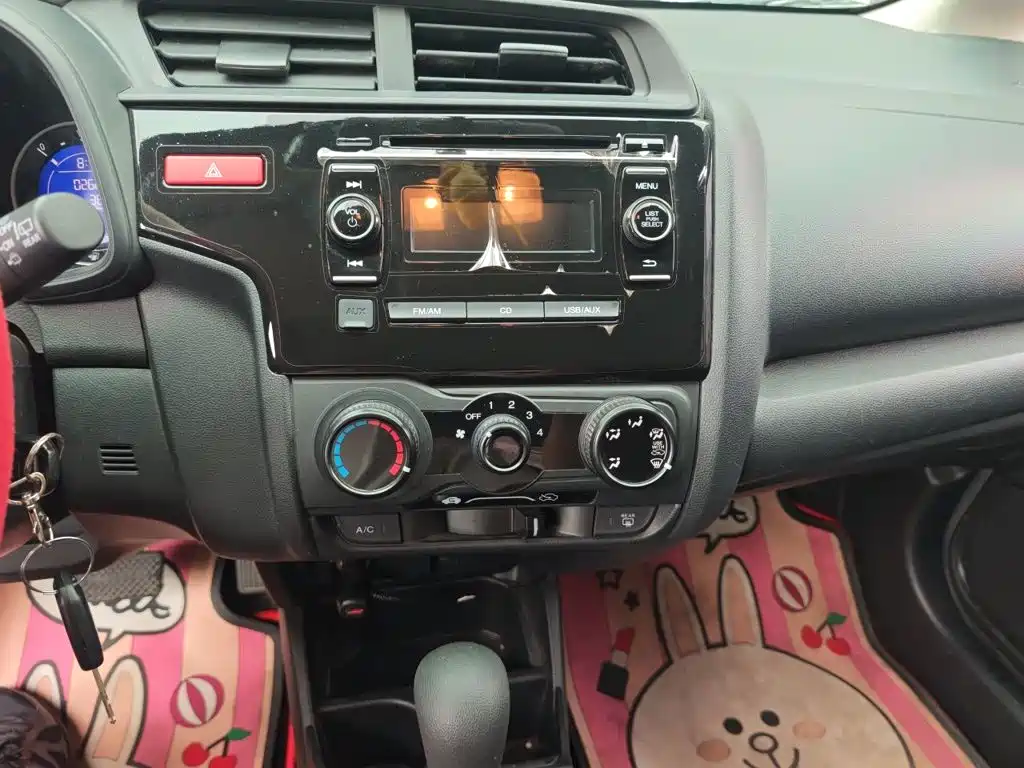 Honda Fit 2017 — фото 10